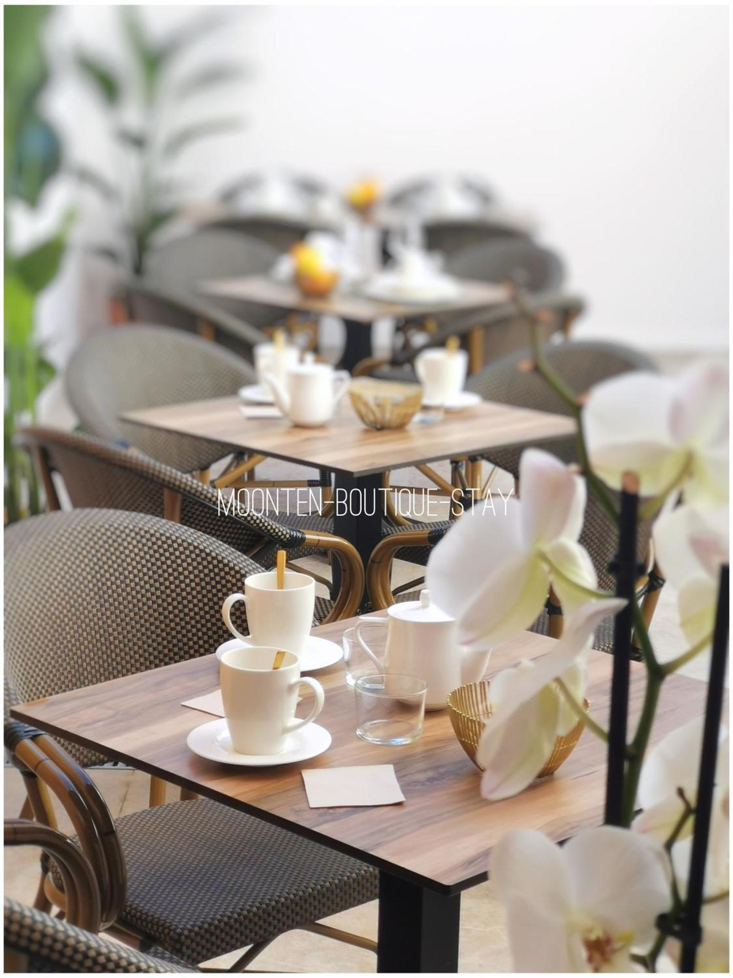 Moonten Boutique Stay Сольер Экстерьер фото