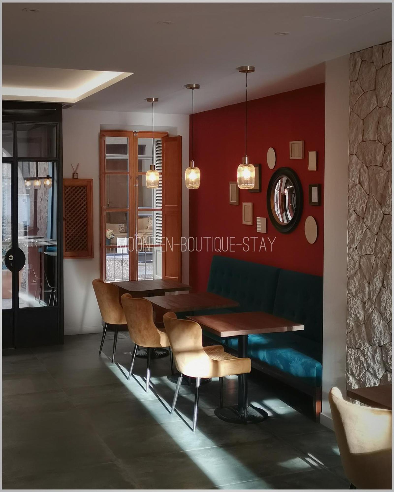 Moonten Boutique Stay Сольер Экстерьер фото